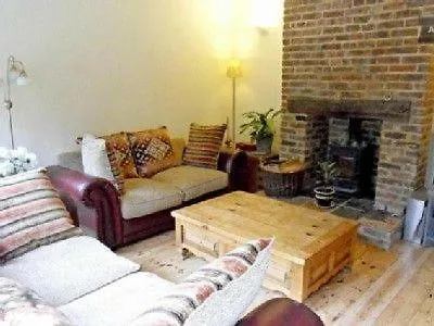 North Lodge Μπράιτον 0*,